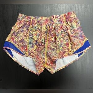 Lululemon Hotty Hot Short 2.5" - Sz 6